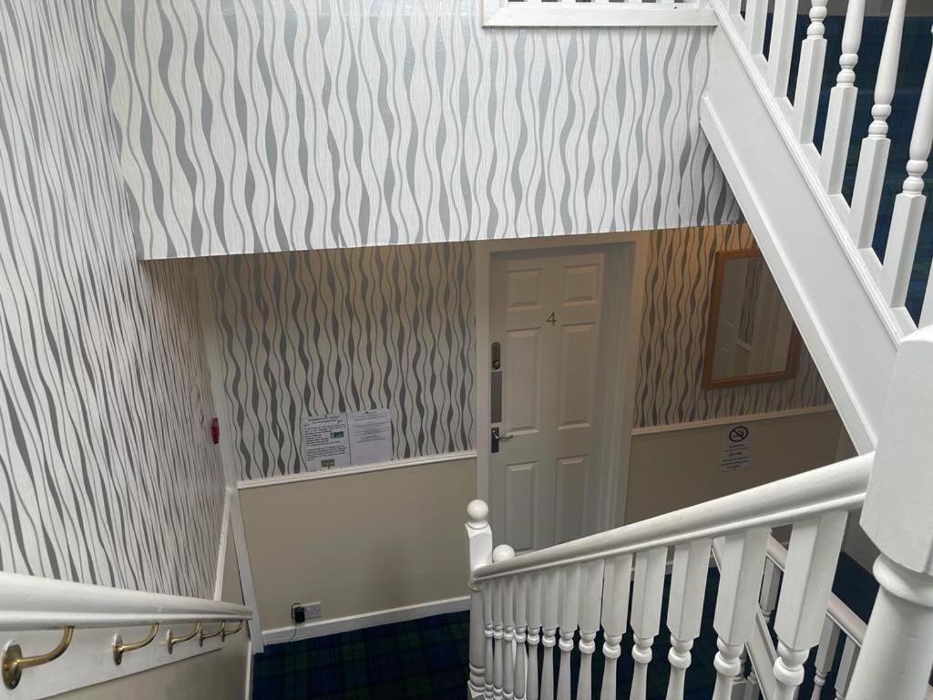 Castle View Accommodation 인버네스 외부 사진