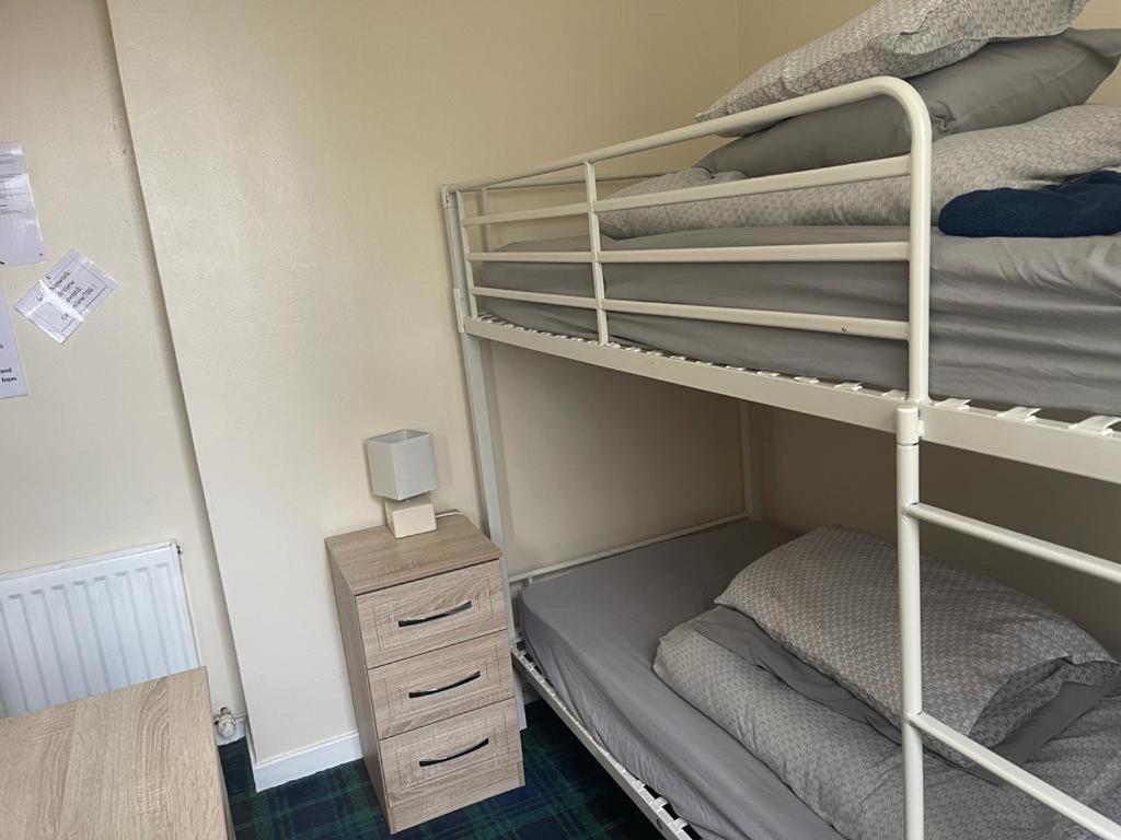 Castle View Accommodation 인버네스 외부 사진